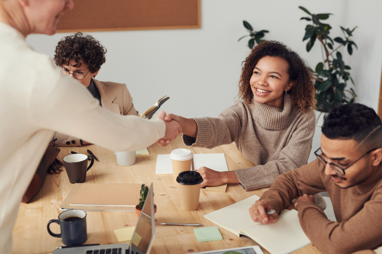 Uncovering the Relationship between Expectations and Happiness: What Researchers Know