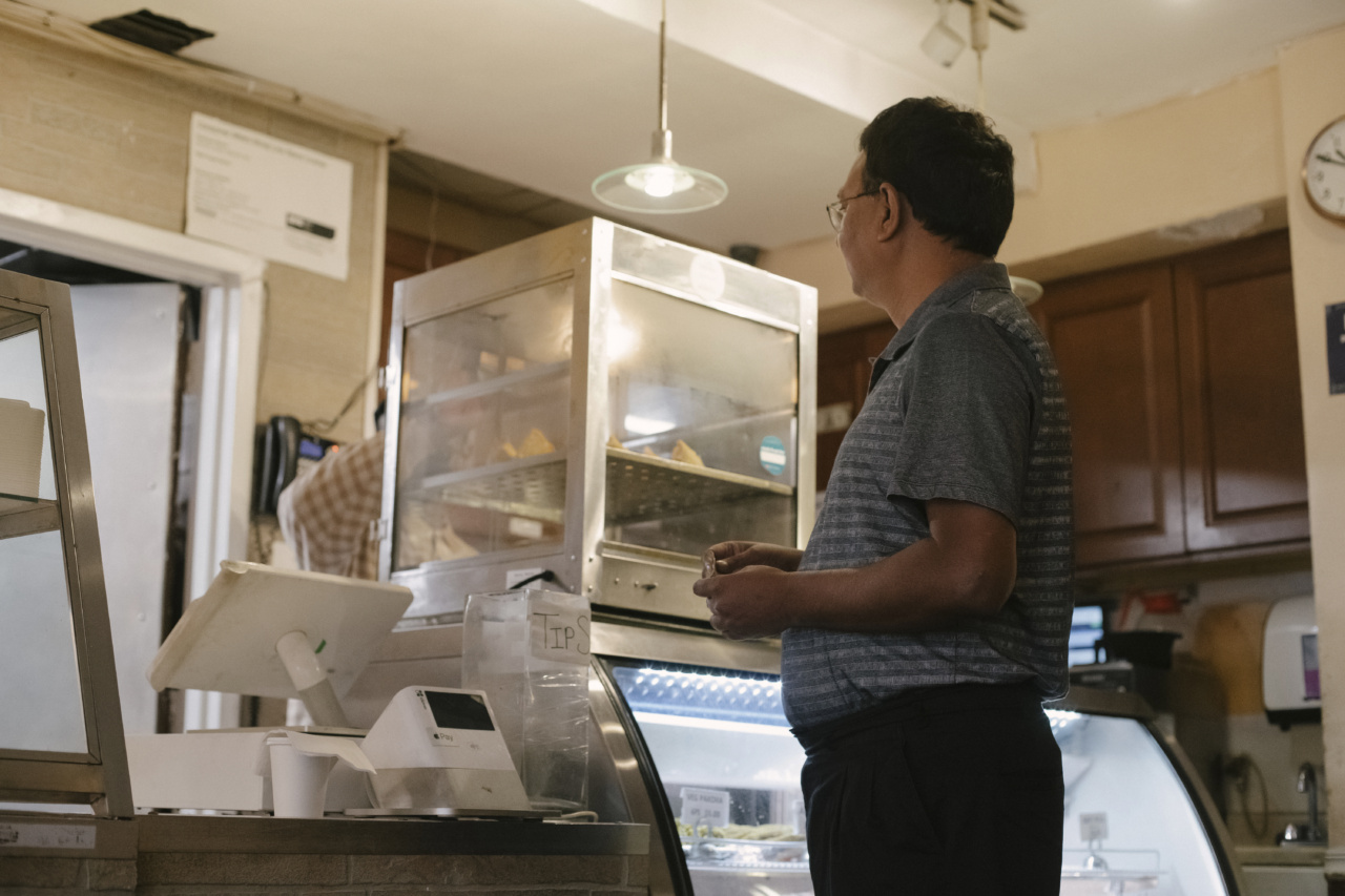 Stop tossing out food and cash with these easy tips