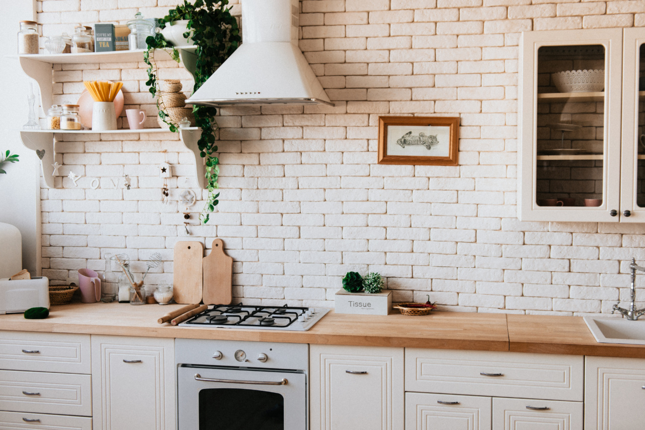 10 reasons to keep indoor plants in your house