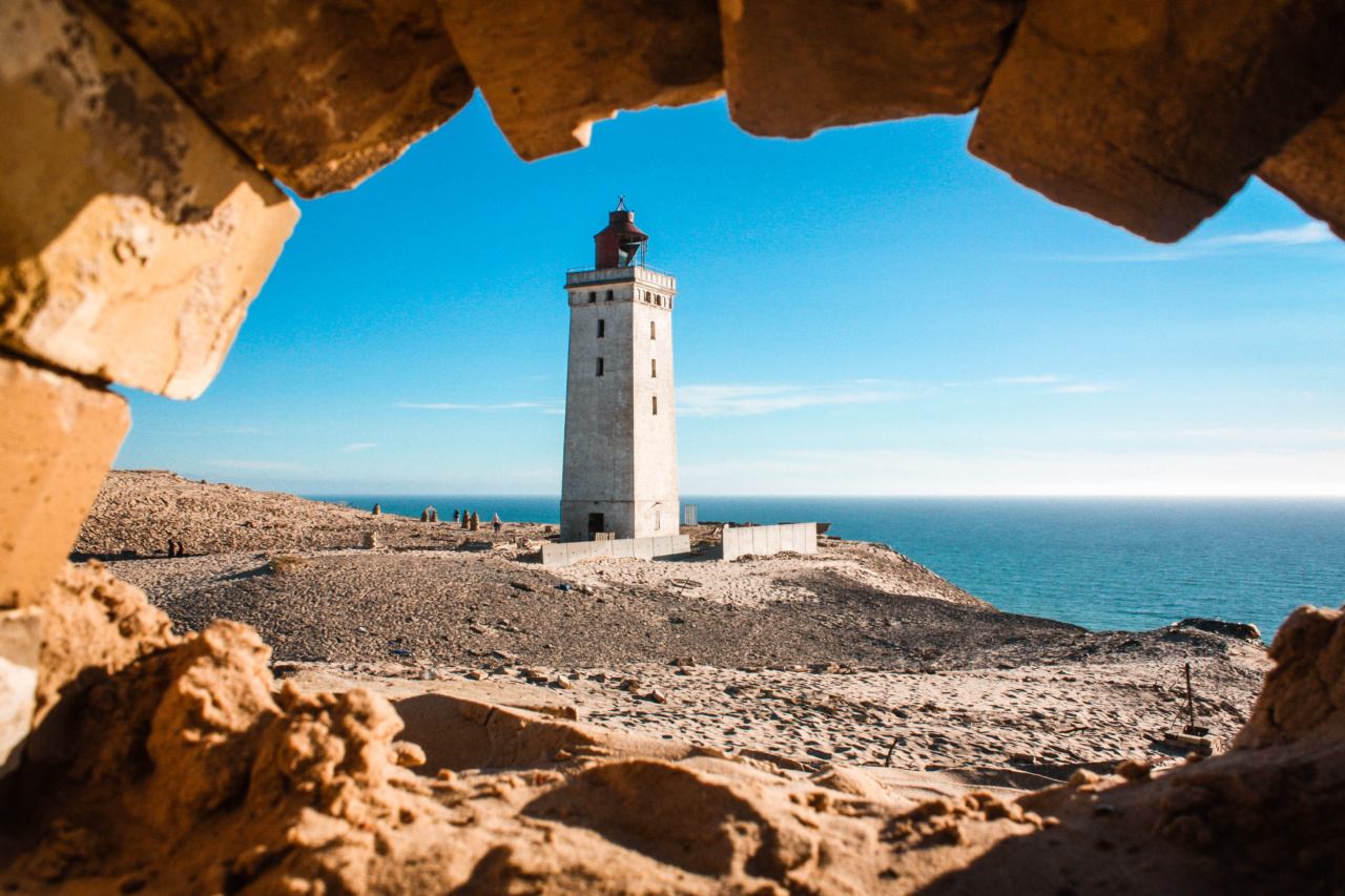 Waterfront Wellness: A Guide to Six Beach-Based Exercises