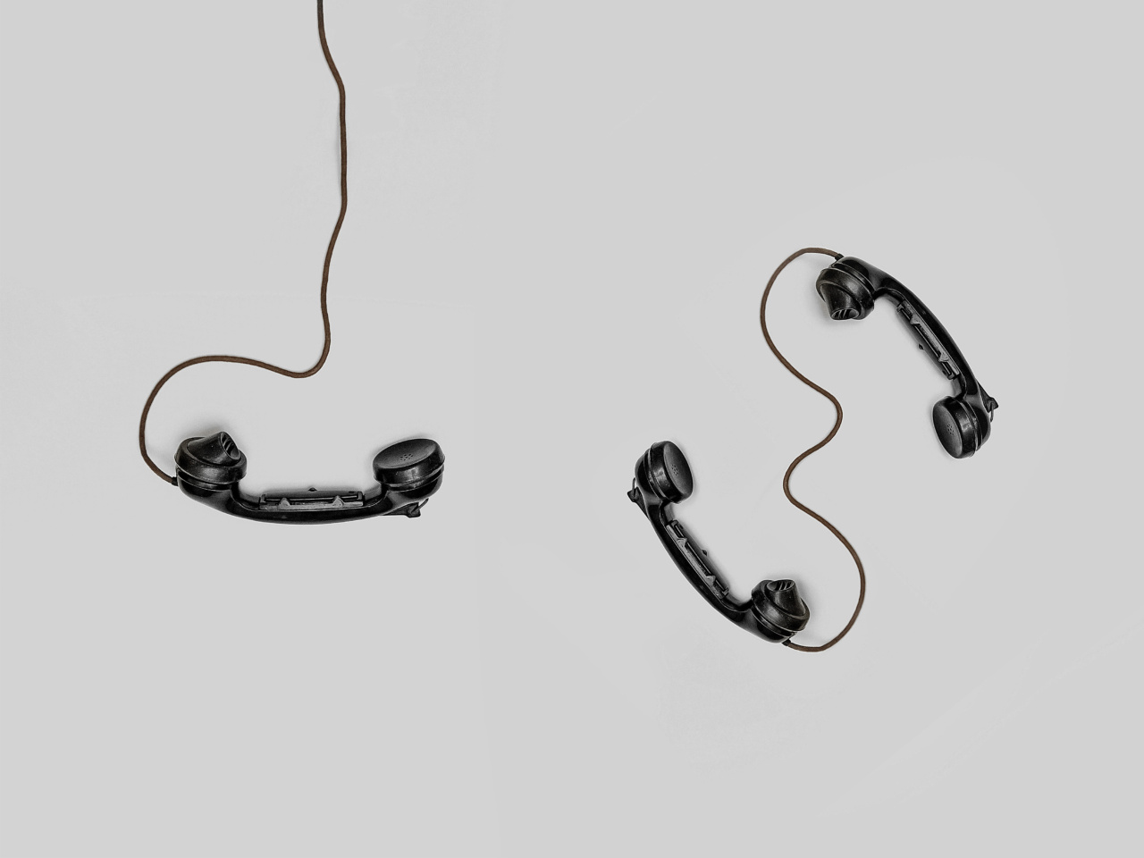 What is the optimal timing for umbilical cord clamping?