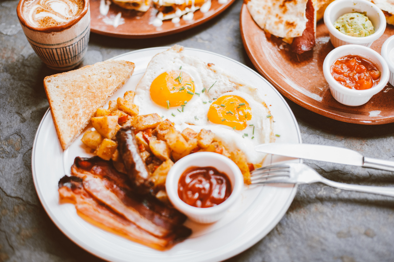Complementary hot foods to regulate pressure
