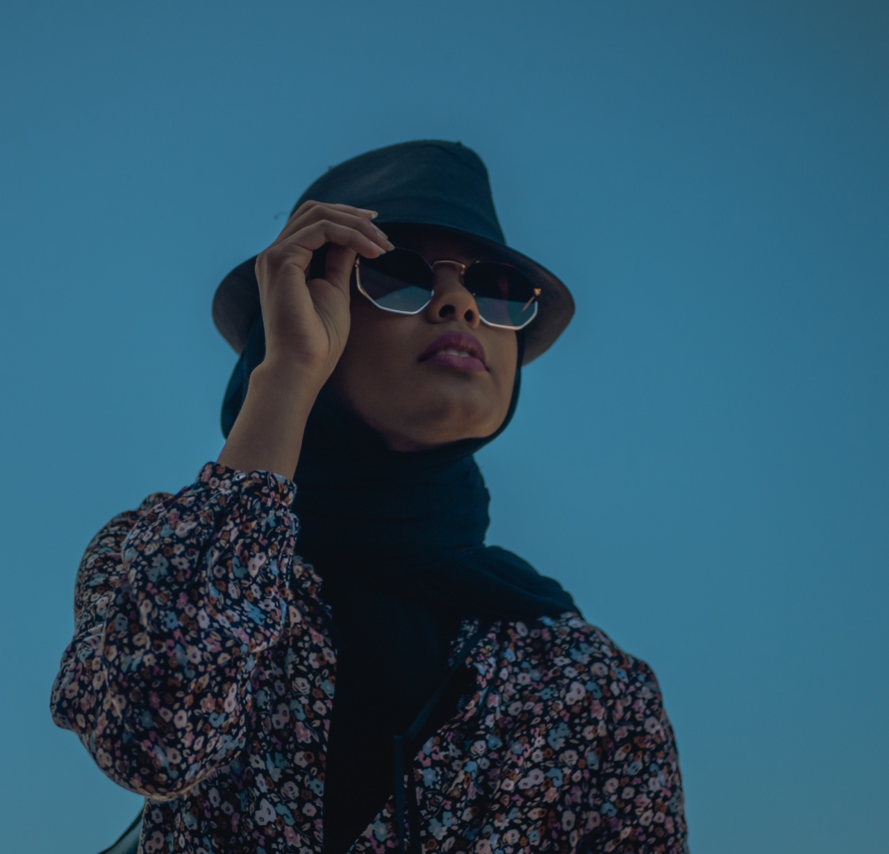 Are You Harming Your Eyes with Fashionable Shades?