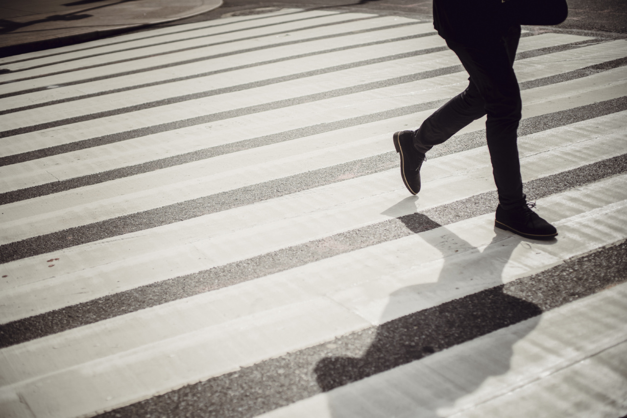 How to Stay Safe while Biking in a Busy City