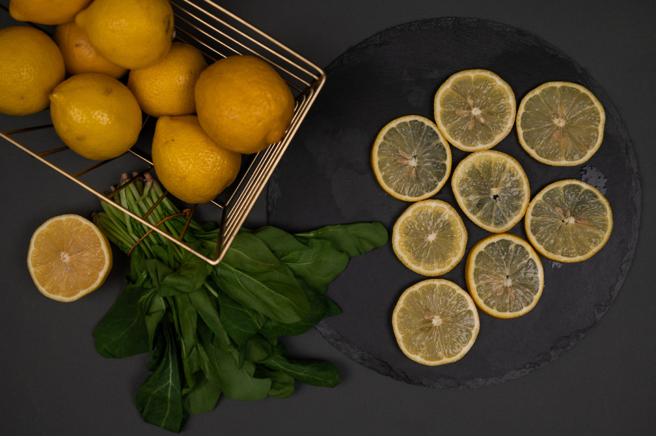 The top 4 foods for banishing black circles