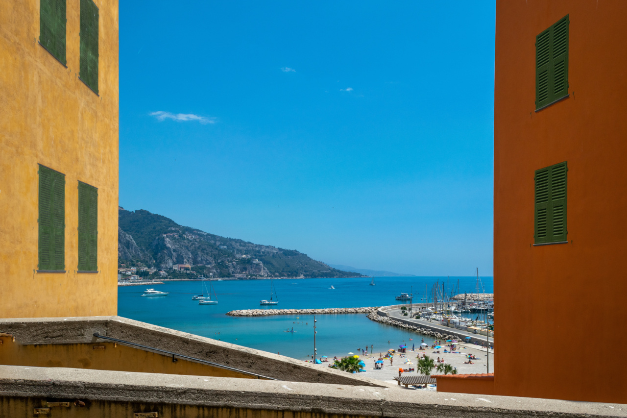 What Is Familial Mediterranean Fever and When Does It Typically Develop?