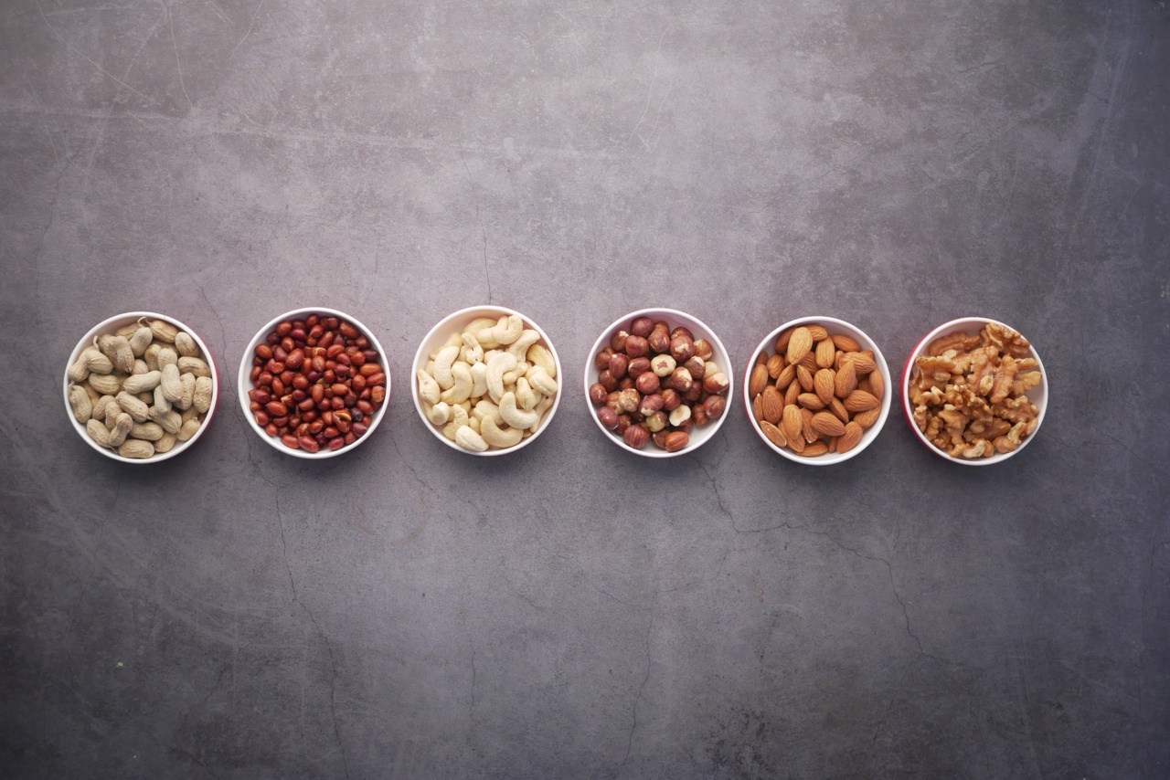 Comparing Hazelnuts and Aegina Peanuts: Which is More Nutritious?