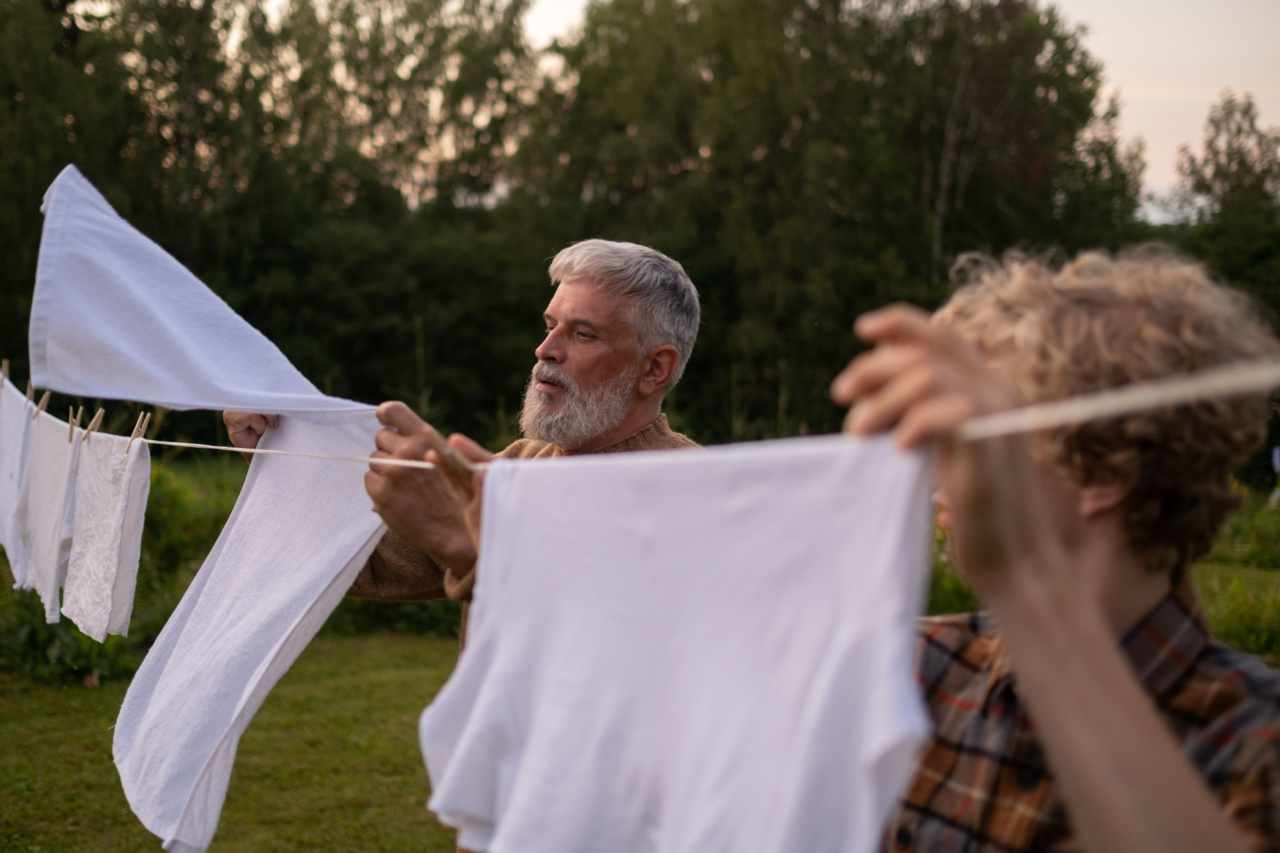Washing Clothes: The 30 probable causes of