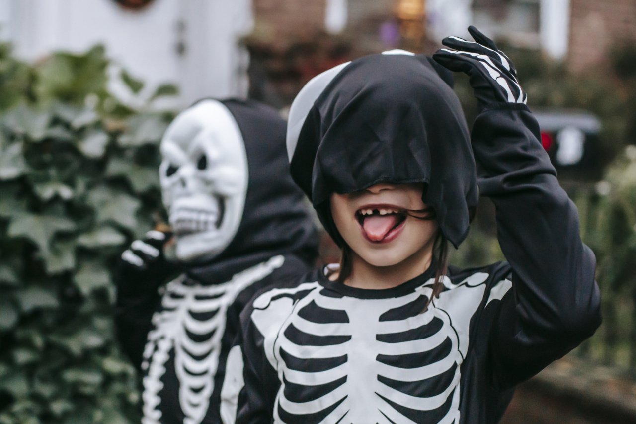 Avoid Showing Children Horror Images, Say Experts