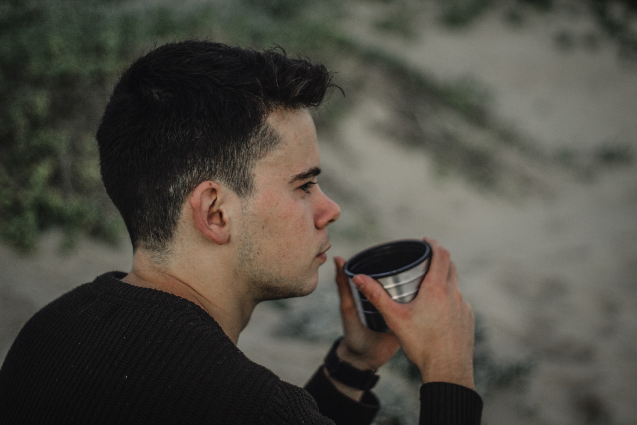 Tea Time: Harnessing the Power of Tea for Better Mood and Decisions
