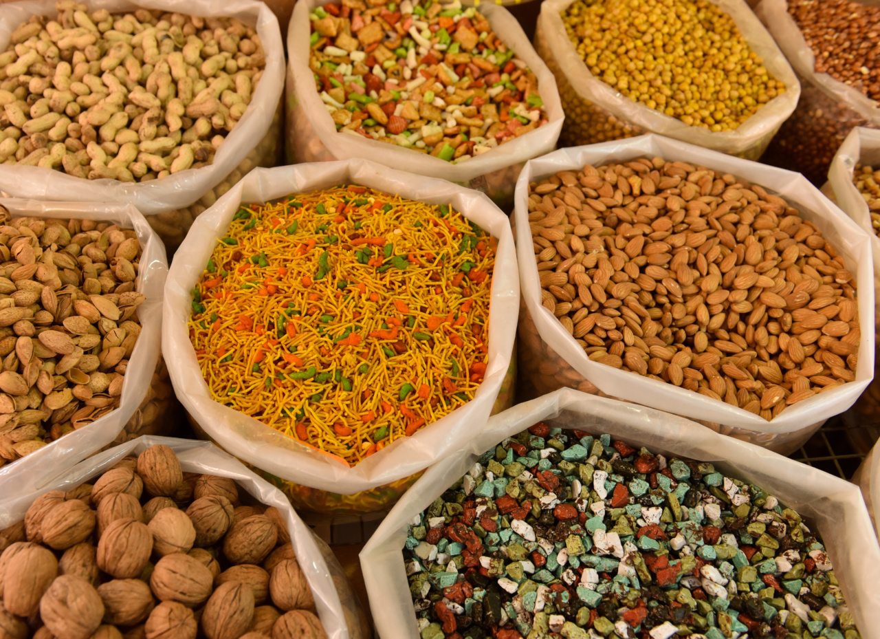 A Potent Mix of Nuts and Mood-Boosting Nutrients