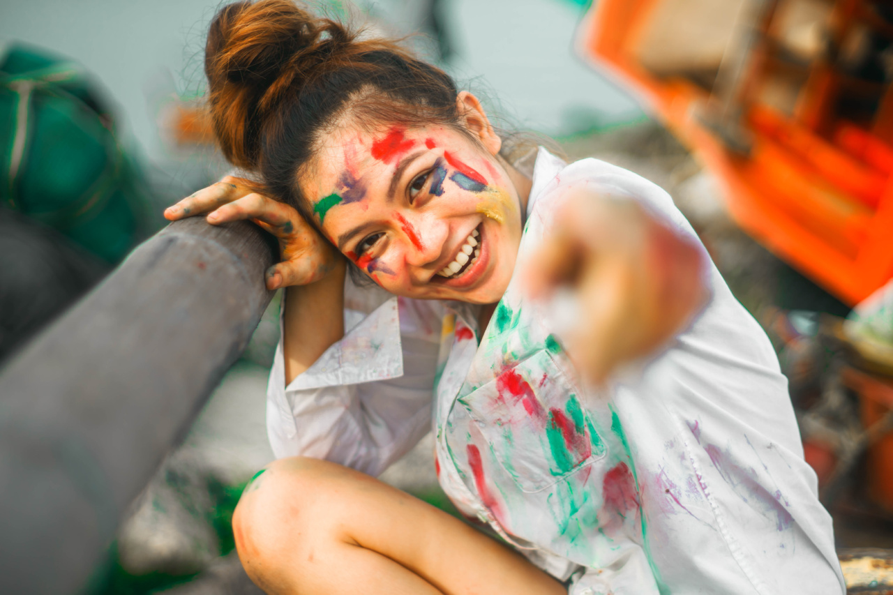 How to Spot and Deal with Toxic Friends: 13 Point Checklist