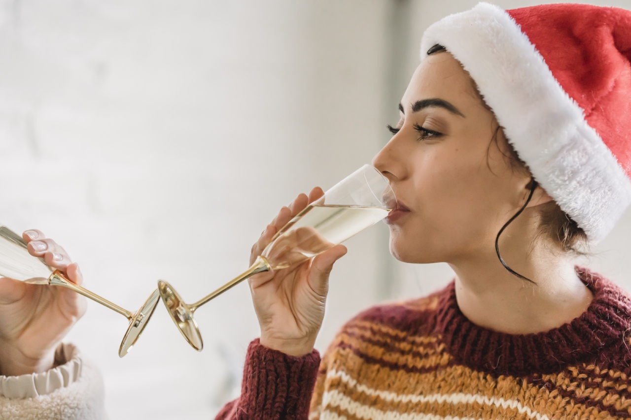 30 Low-Calorie Holiday Drinks to Sip on Without Worrying About Your Waistline
