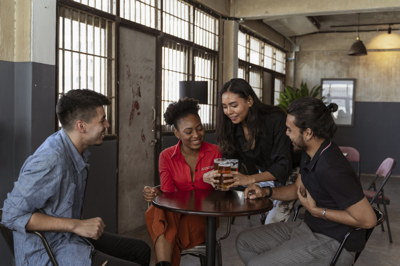Alcohol consumption: how much is too much? Social drinkers beware (study)