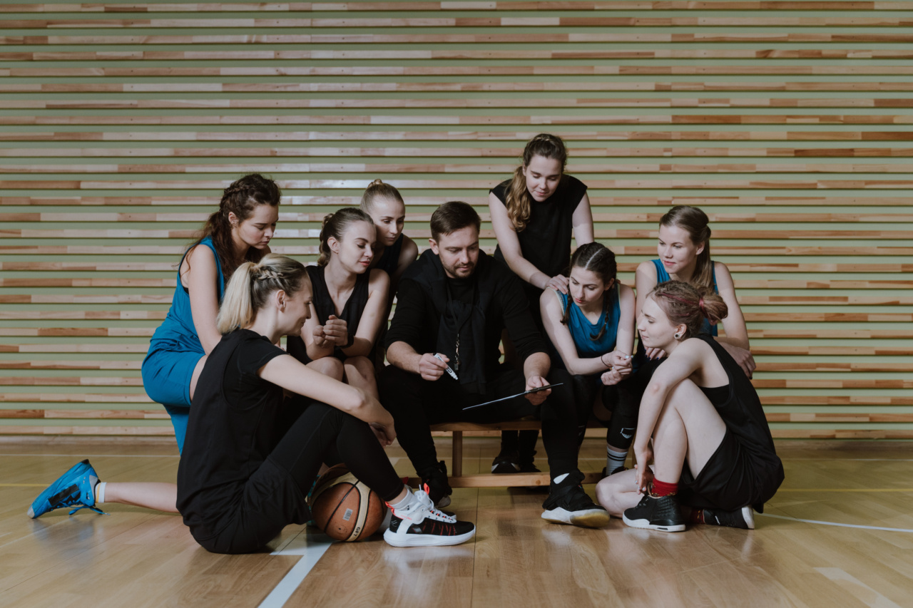 Enhancing Coaching Strategies through an Understanding of Neuroscience and Socratic Dialectics