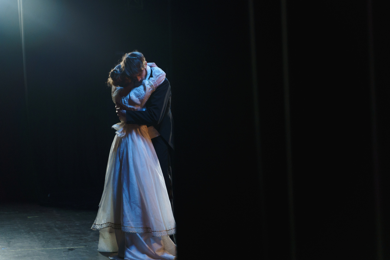 Become More Optimistic Through Embracing Drama Therapy