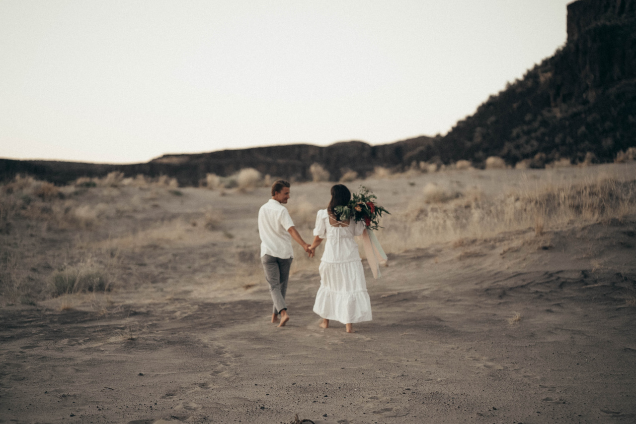 Experts Warn Against Valentine’s Day Weddings