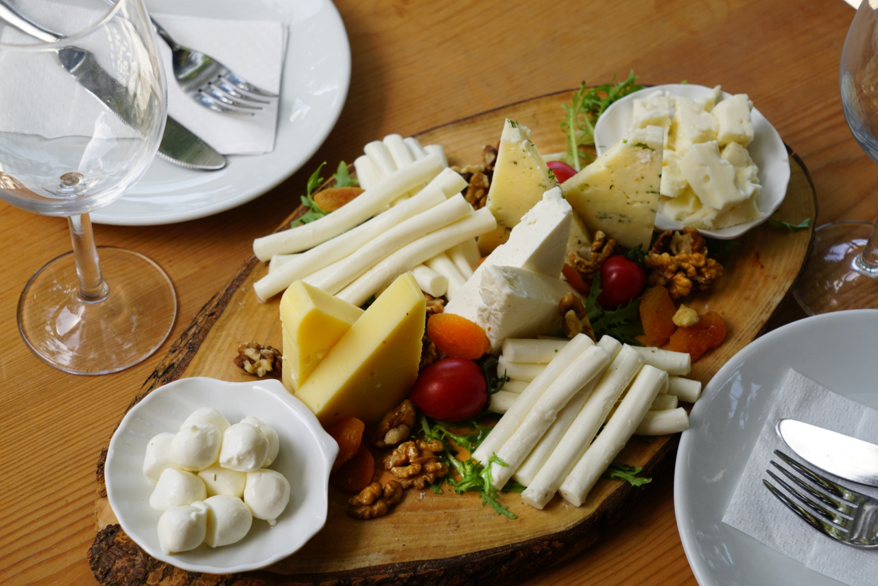 Five Healthy Cheeses With Low Calories You Need to Try