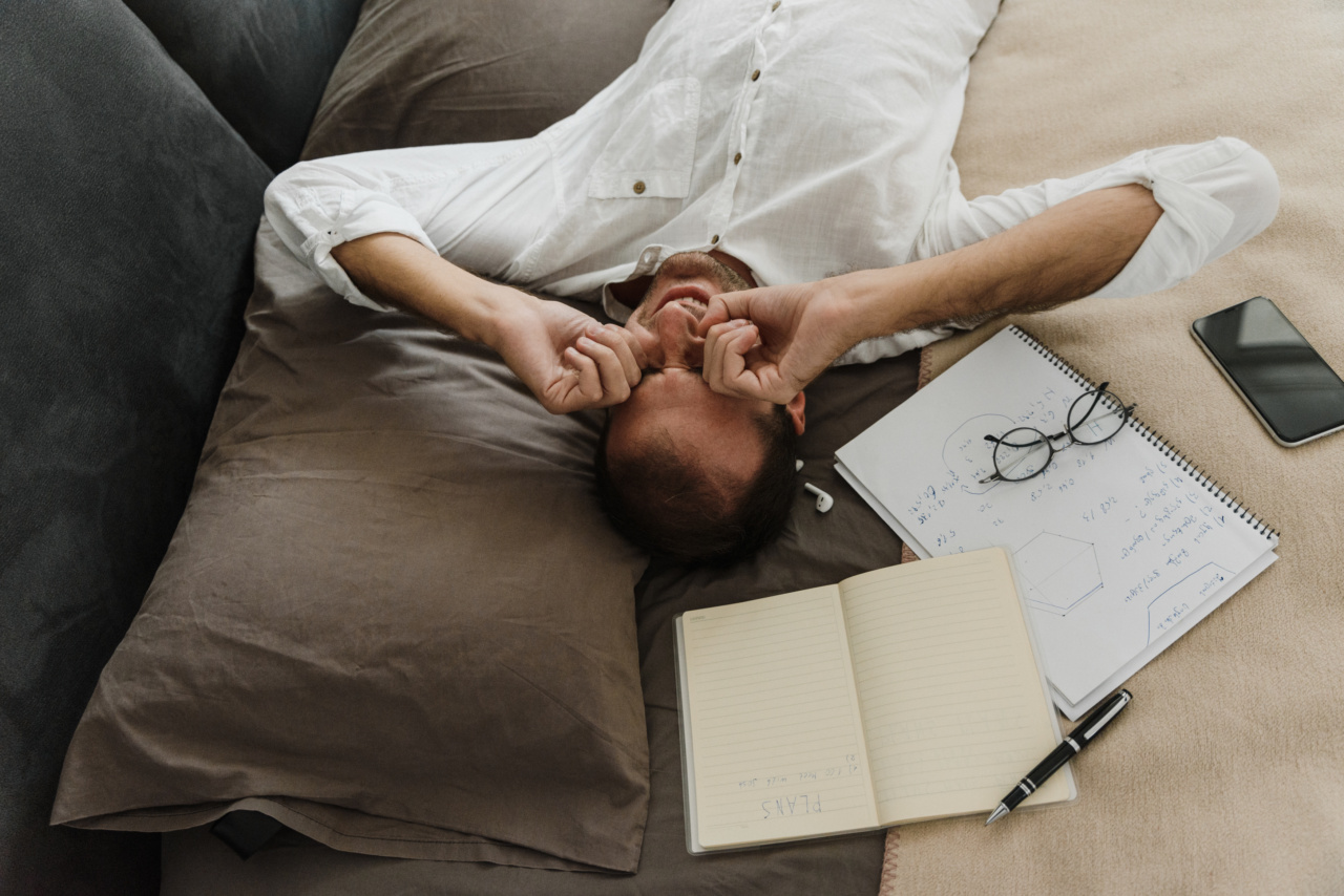 Why You Should Stop Rubbing Your Eyes Immediately