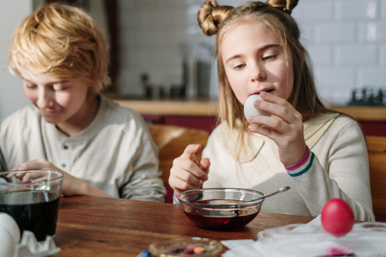Are red eggs bad for your child’s digestion?