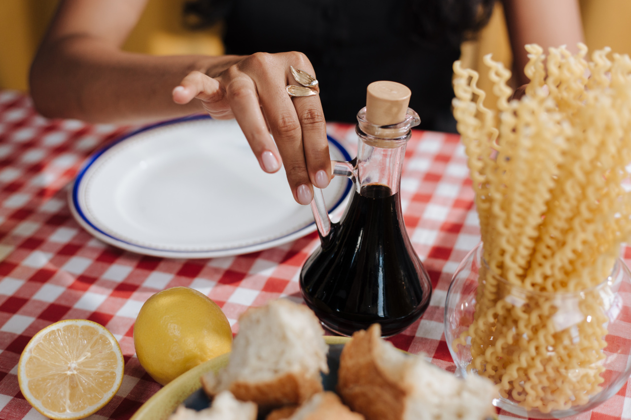 Food Allergies: Identifying the Symptoms and Taking Action