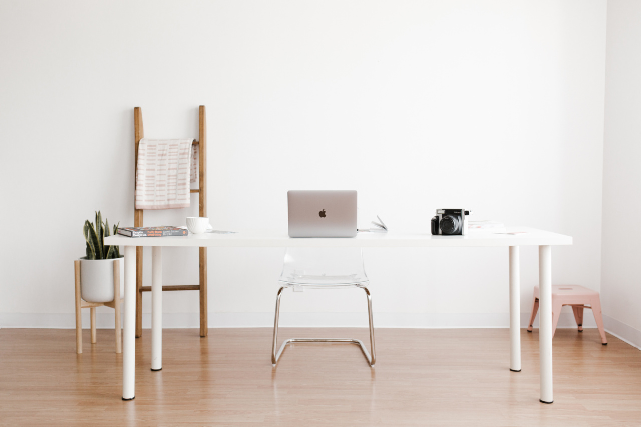 The Worst Office Setups for Your Spine: 5 Mistakes to Avoid