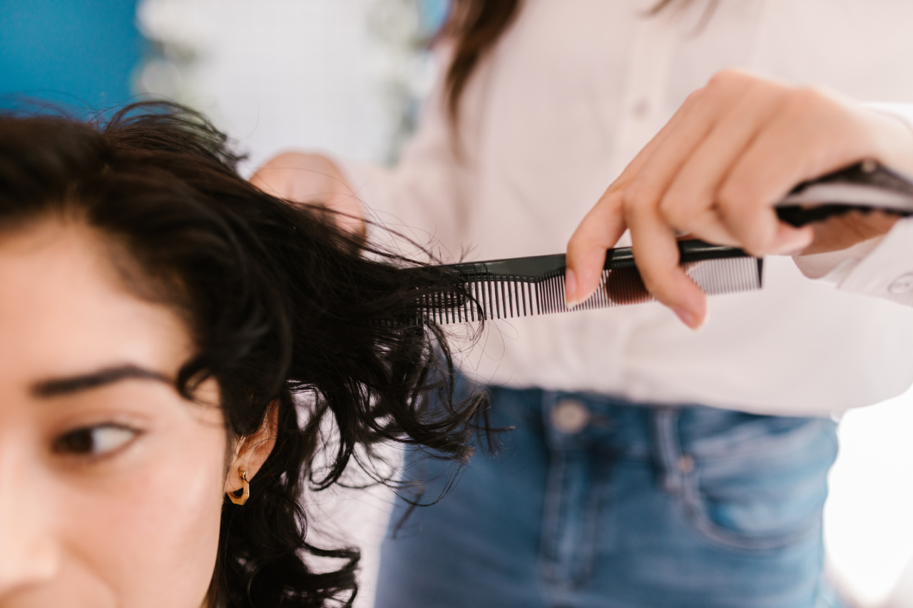 4 Cutting Solutions for Taming Unruly Hair