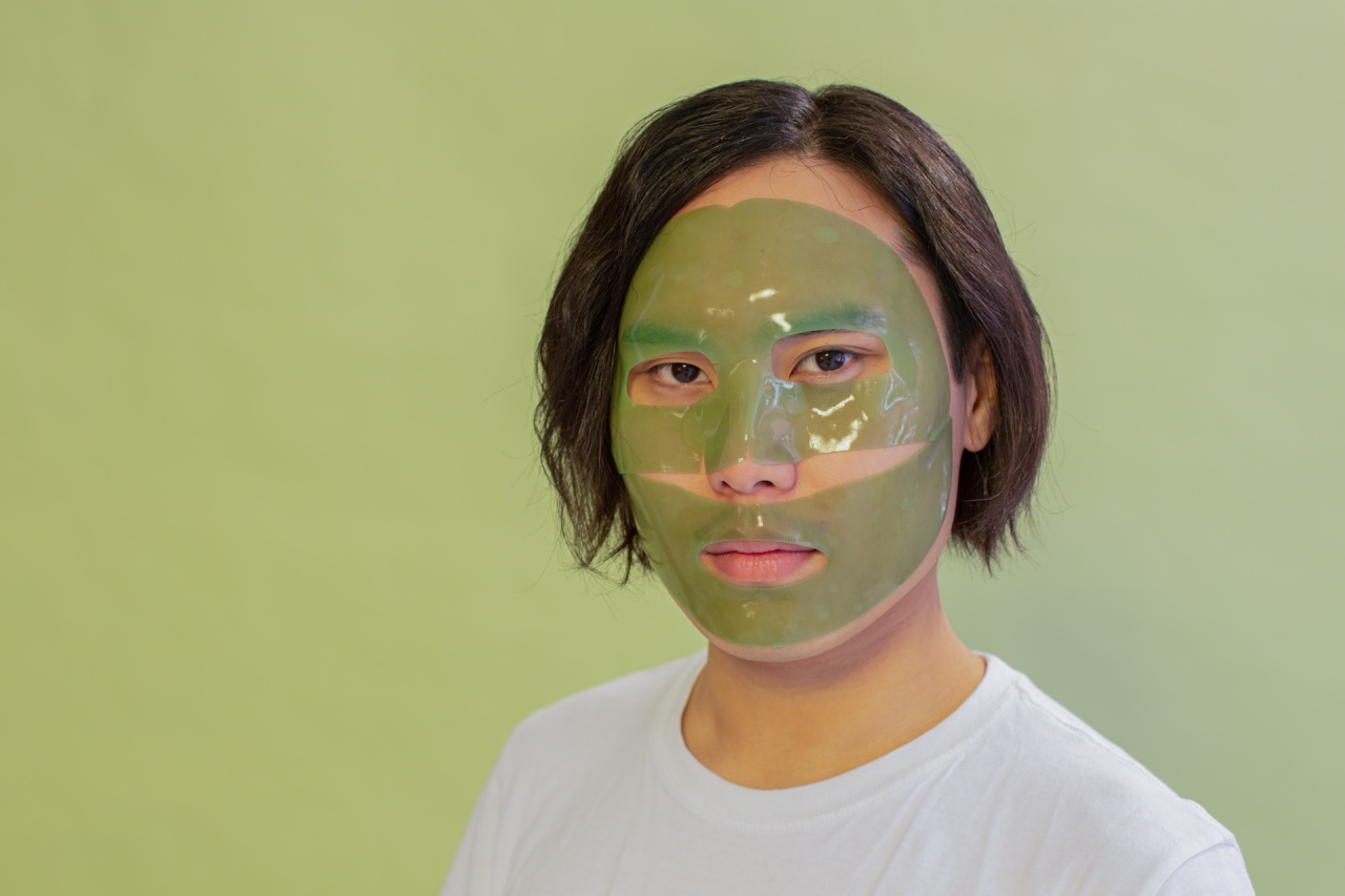 5 organic ingredients for a youth-preserving facial mask