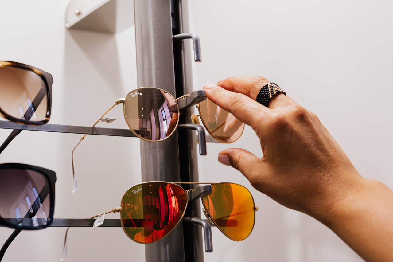Top Considerations for Choosing the Right Sunglasses