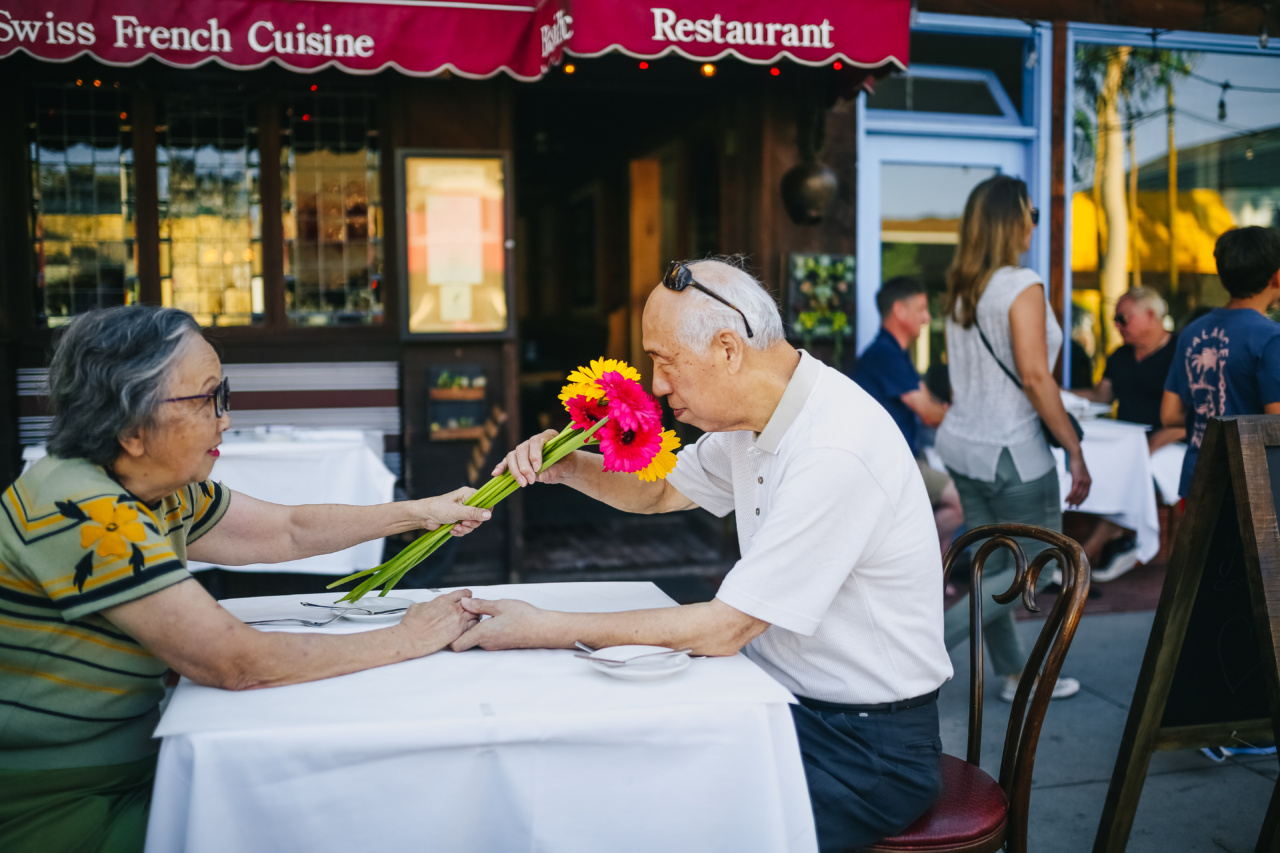 Seniors with Impaired Sense of Smell at Higher Risk of Dementia, Study Shows