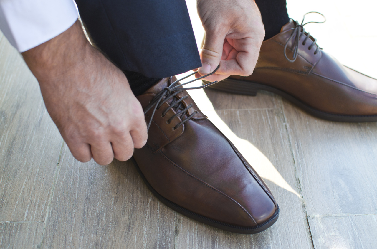 What Might Be Making Your Fingers or Feet Go Numb?