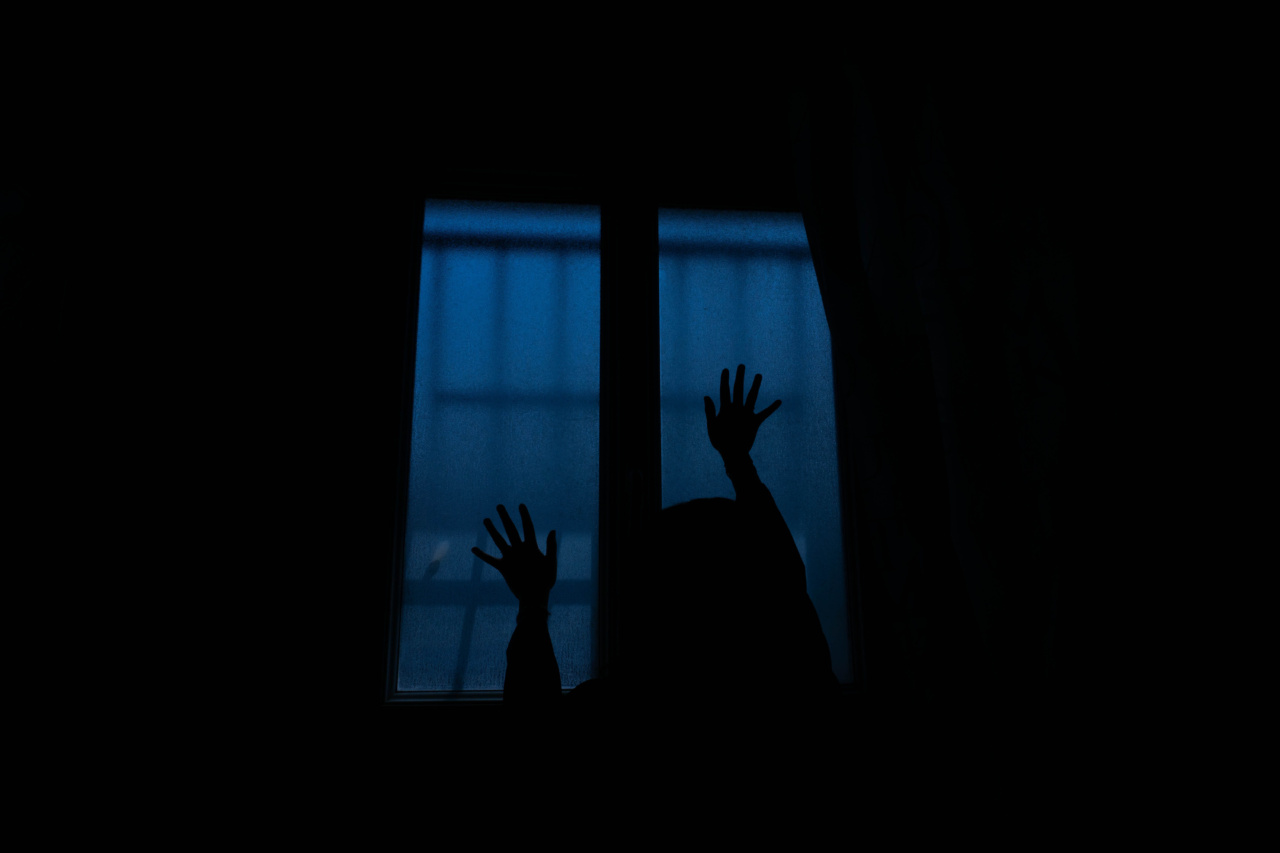 Ways to Keep Your Hands out of the Fridge at Night