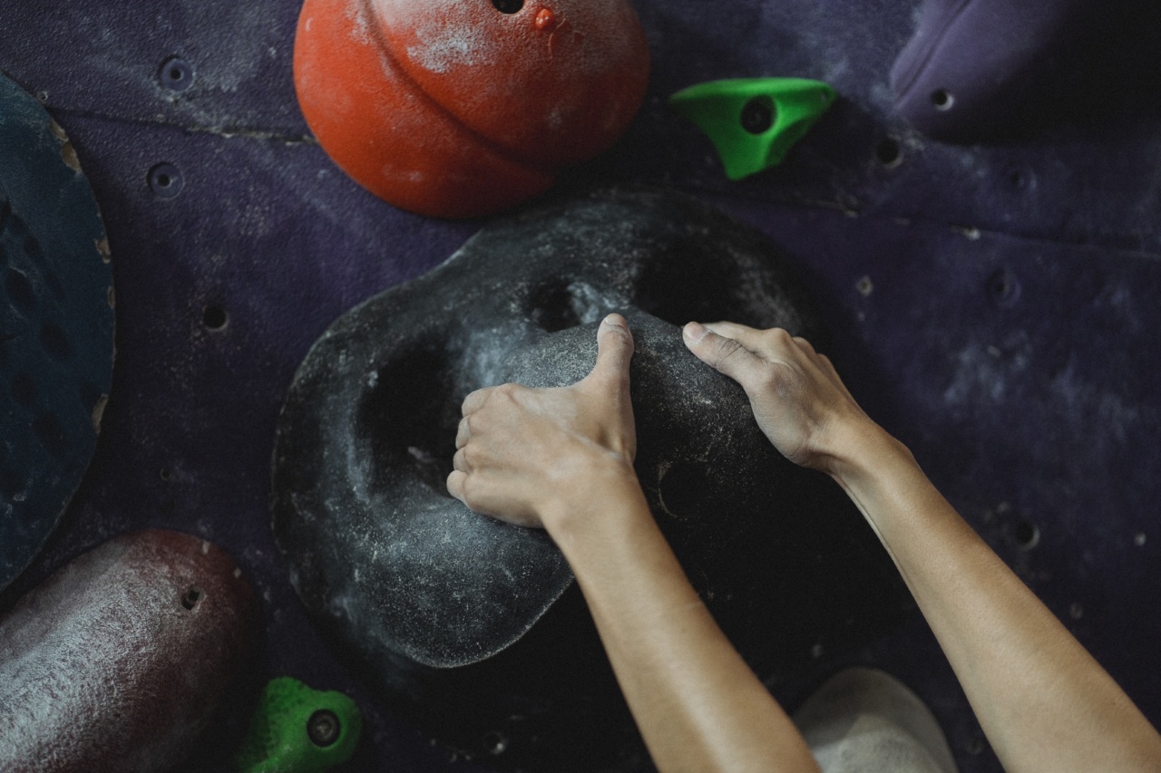 Big hands = better grip strength? Scientists explain!