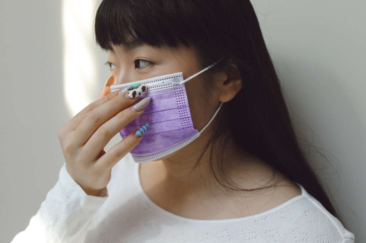 Wearing Contact Lenses? Avoid These Habits to Protect Your Eyes