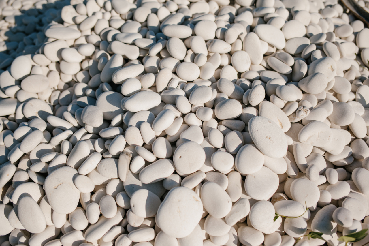 Minimizing heartburn and bloating during habit formation