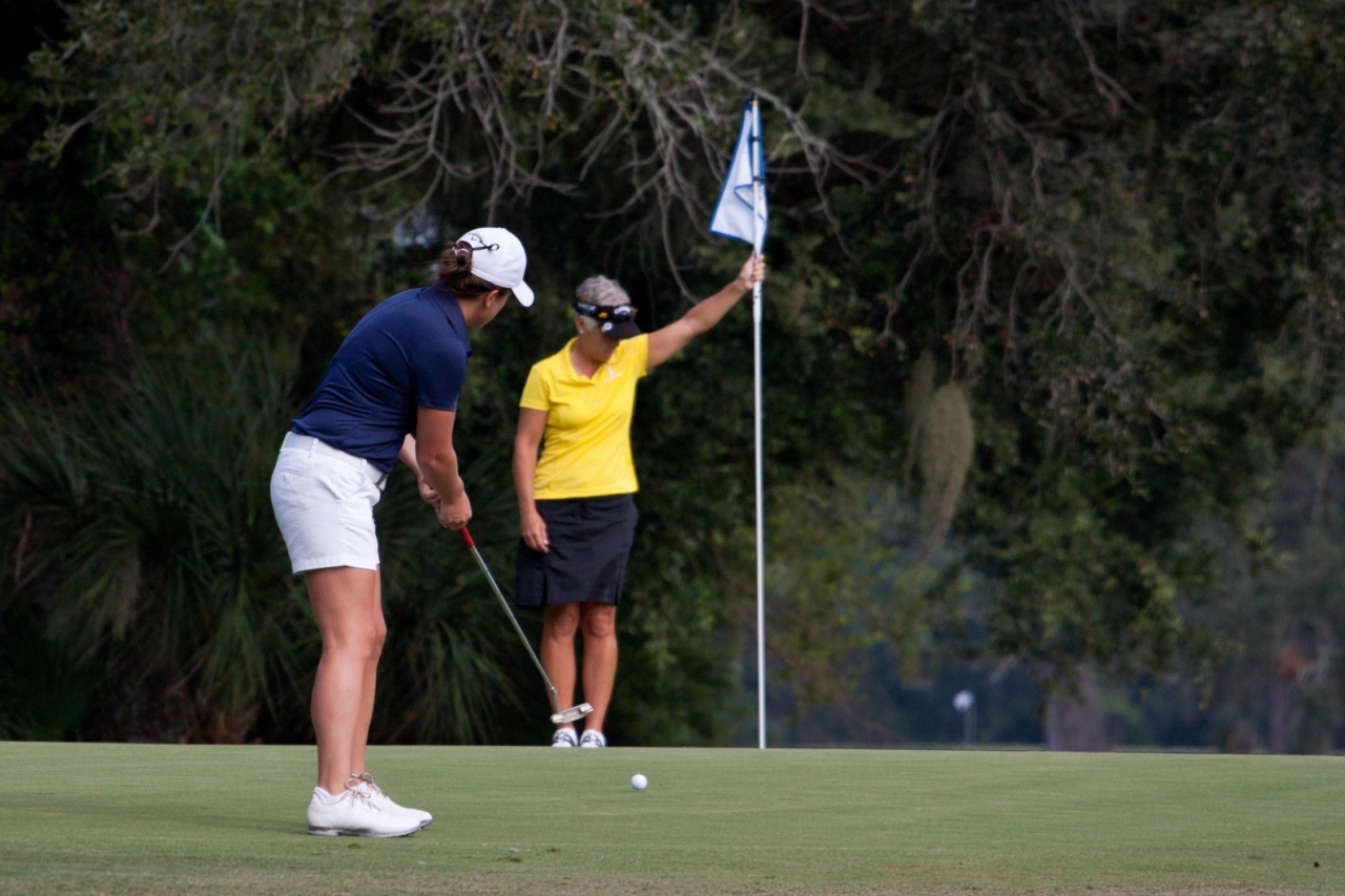 Need to unwind? Grab your clubs and hit the green!