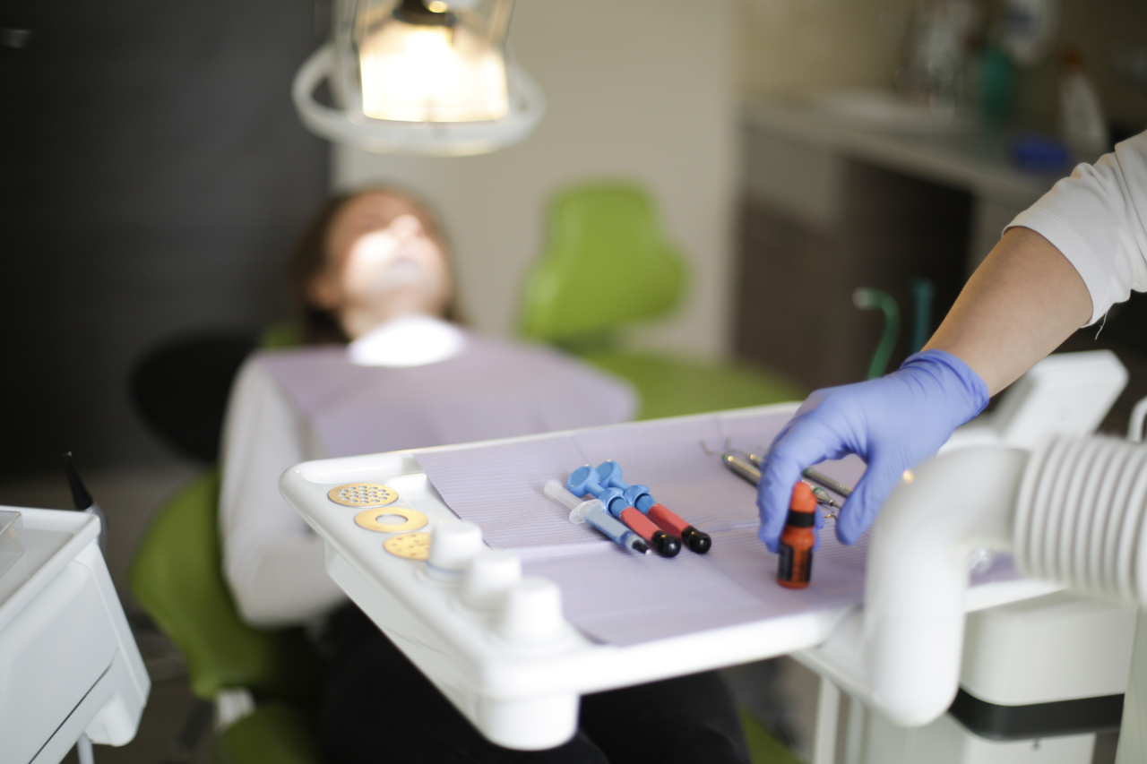 Effective ways to whiten teeth without chemicals