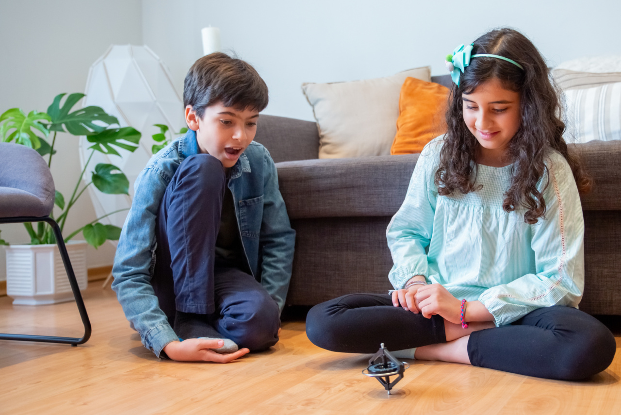 Balancing Screens and Playtime: Tips for Parents