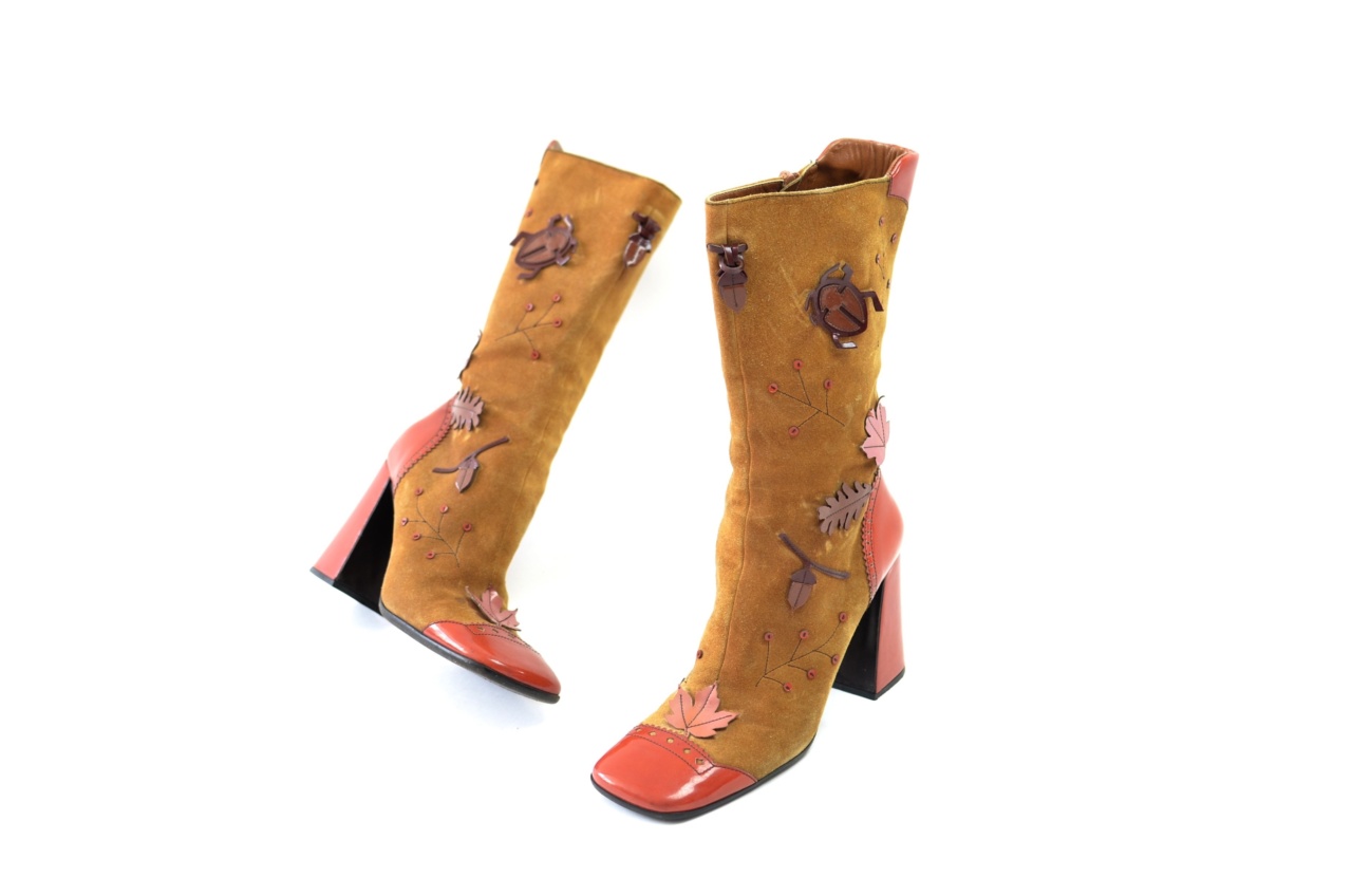 Explore Your Sole Identity: See Your Heel Origins in Photos