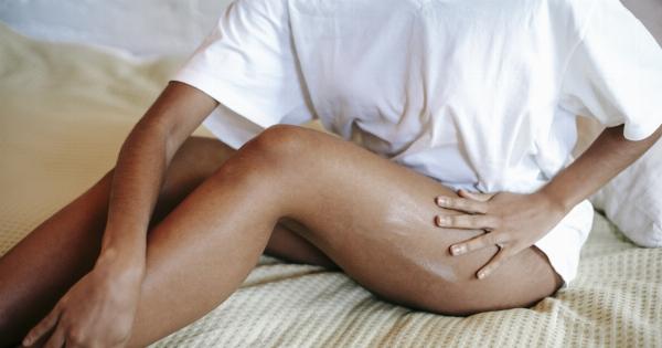 Get rid of cellulite with these home massage movements