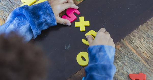 Why you should think twice before letting your child play with plastic toys in the bathroom