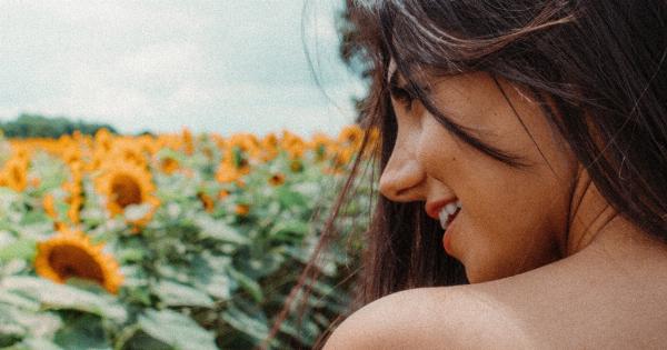 Women often forget their natural hair color