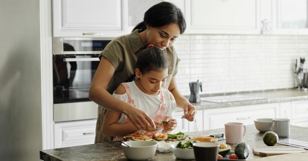 Teaching Children to Eat Healthy: Tiktok Influencer’s Guide