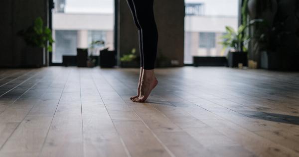 Why balance on one foot is important for a healthy brain