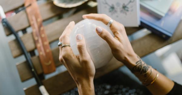 The Magic of Melissotherapy: Unraveling the Secrets of Its Healing Properties