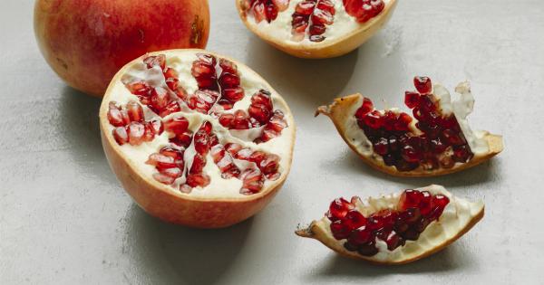 How to Incorporate Pomegranates into Your Diet All Year Round