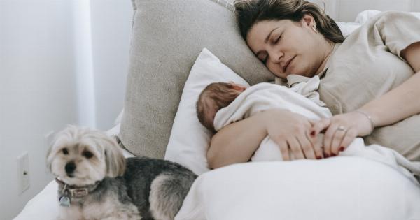 Sharing a room with parents can improve newborn sleep, suggests the American Pediatric Academy.