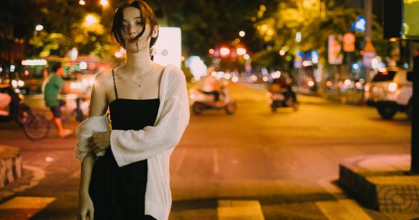 Self-Sufficient Mesotherapy for the Perfect Summer Glow