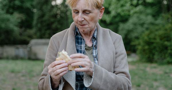 What causes hunger shortly after eating?