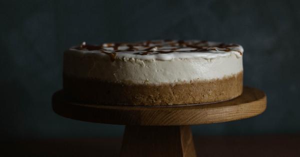 Fast and Easy No-Bake Chocolate Cheesecake
